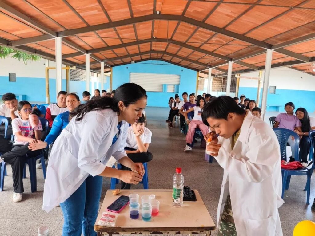Más de 90 jóvenes de Guárico exploran el futuro científico durante el Plan Vacaciones Científicas y Tecnológicas 2026.